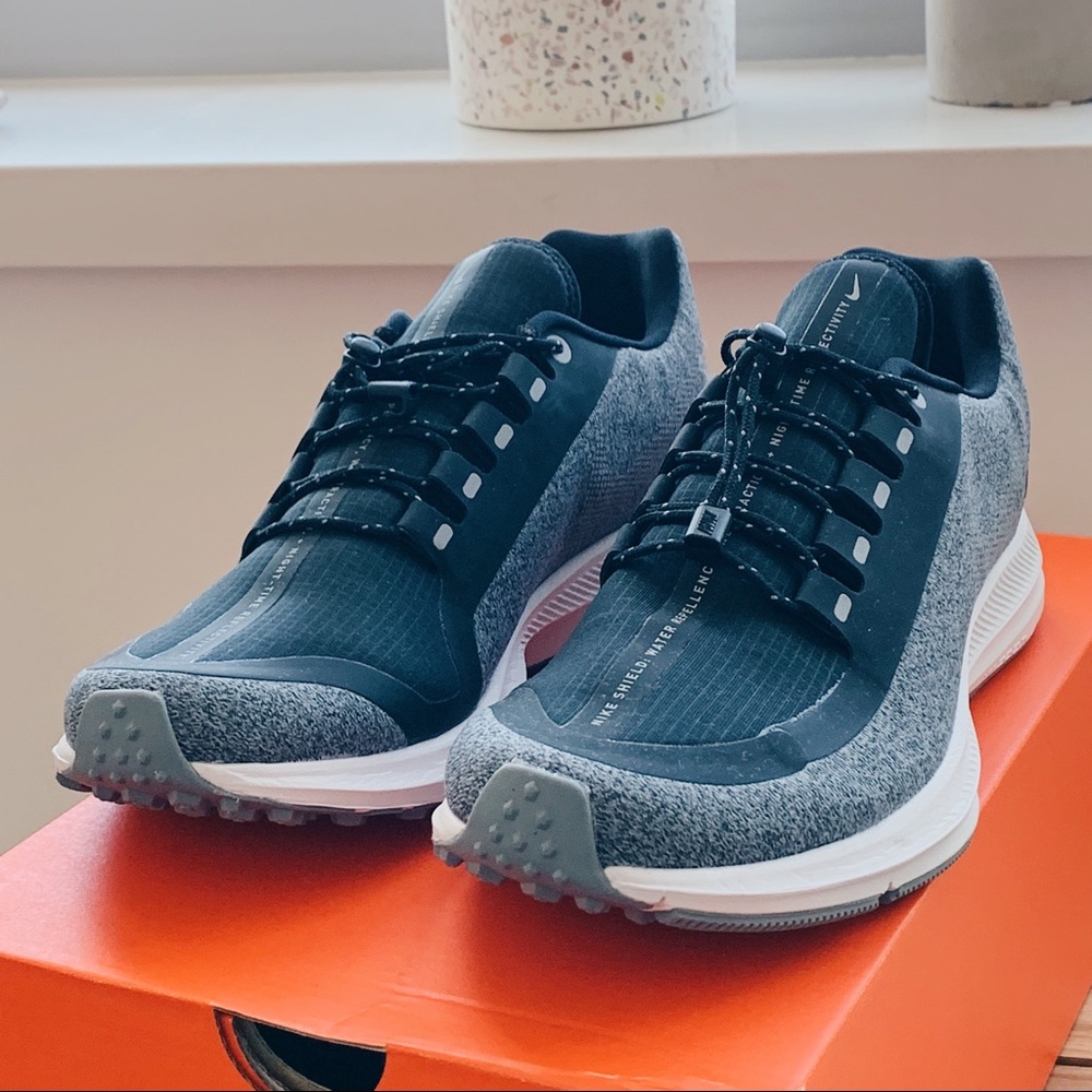 ⚡️NWOT Nike Zoom Winflo 5 All Weather, 8.5